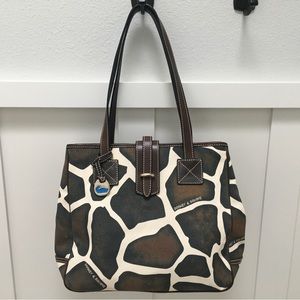 Dooney & Bourke Giraffe Serengeti Tote Animal Print Purse Brown Black an…